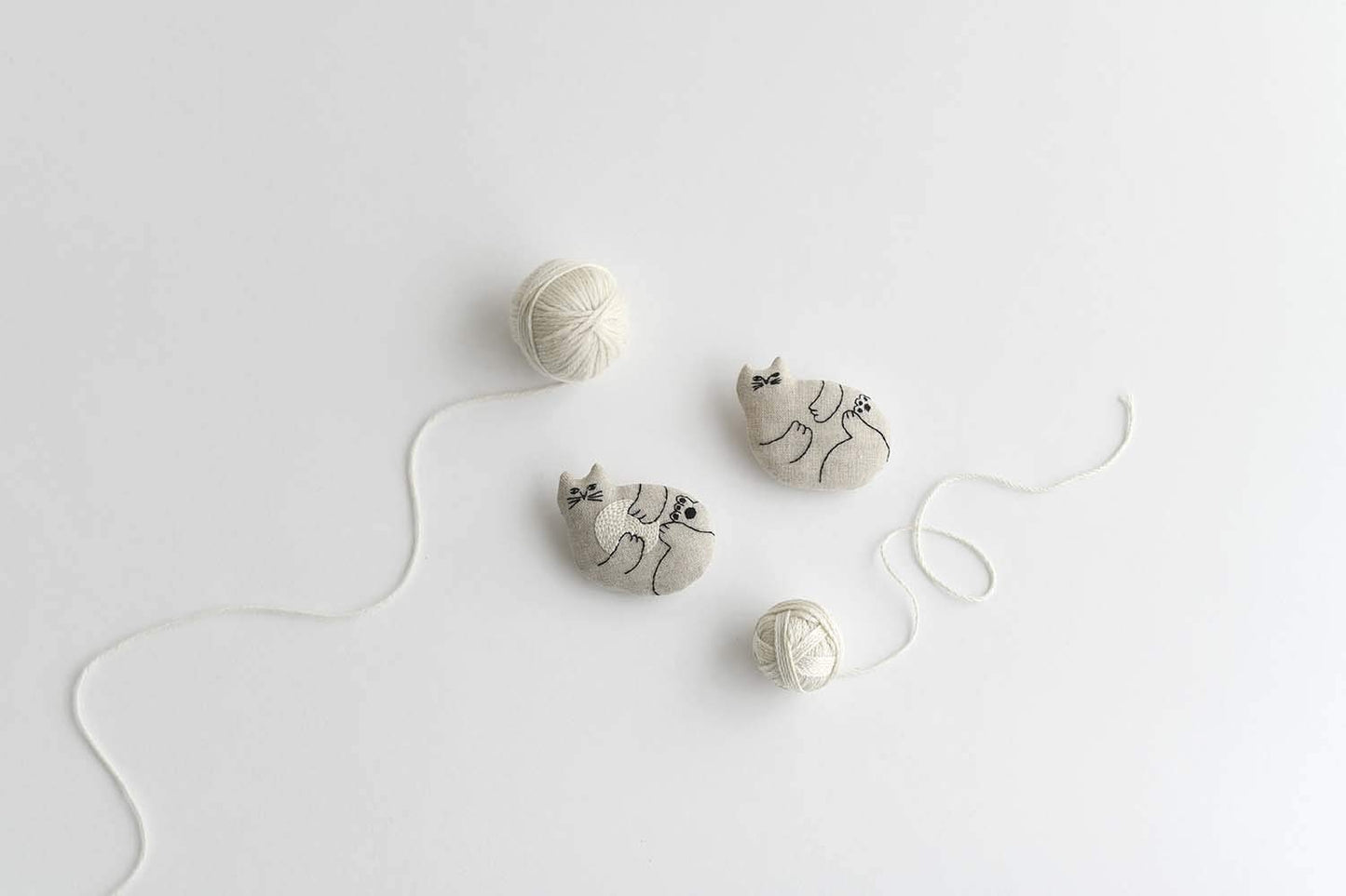 Nekogao's Cats Embroidery and Brooches - Japanese Craft Book