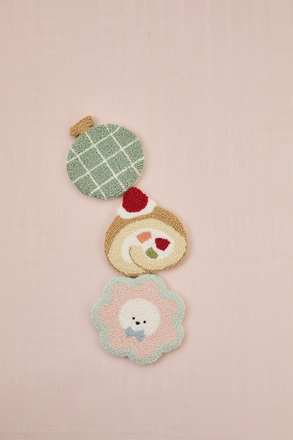 Just Follow and Create! Become a Punch Needle Artist — Even Beginners Can Make Soft & Adorably Fluffy Designs - Japanese Craft Book