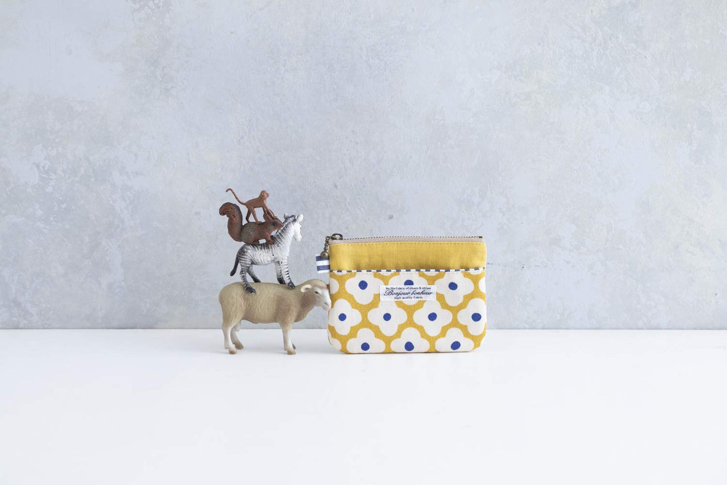My Cute Wallets Made with Fabrics - Japanese Craft Book
