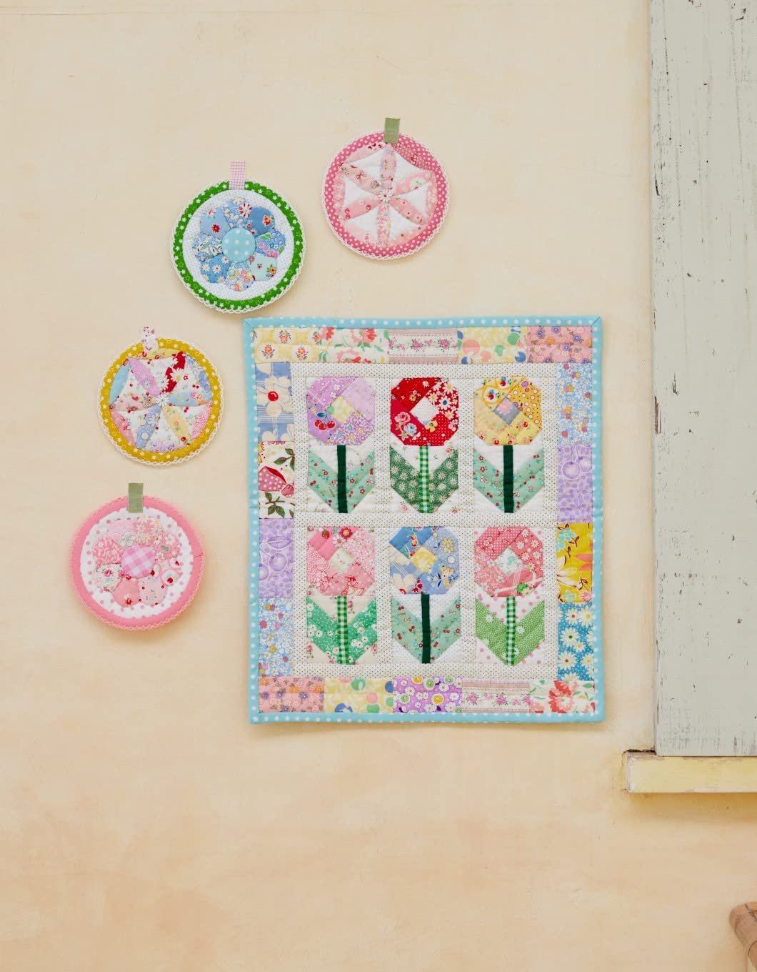 QUILTS JAPAN Spring 2023 Vol 193 - Japanese Craft Book