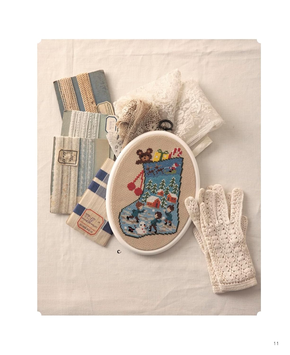 Cross Stitch Christmas Designs - Japanese Craft Book