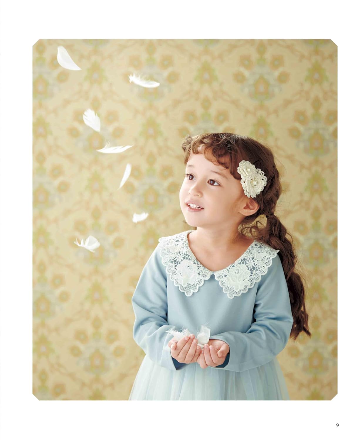 Sweet Crochet Hair Accessories for Girls - Japanese Craft Book