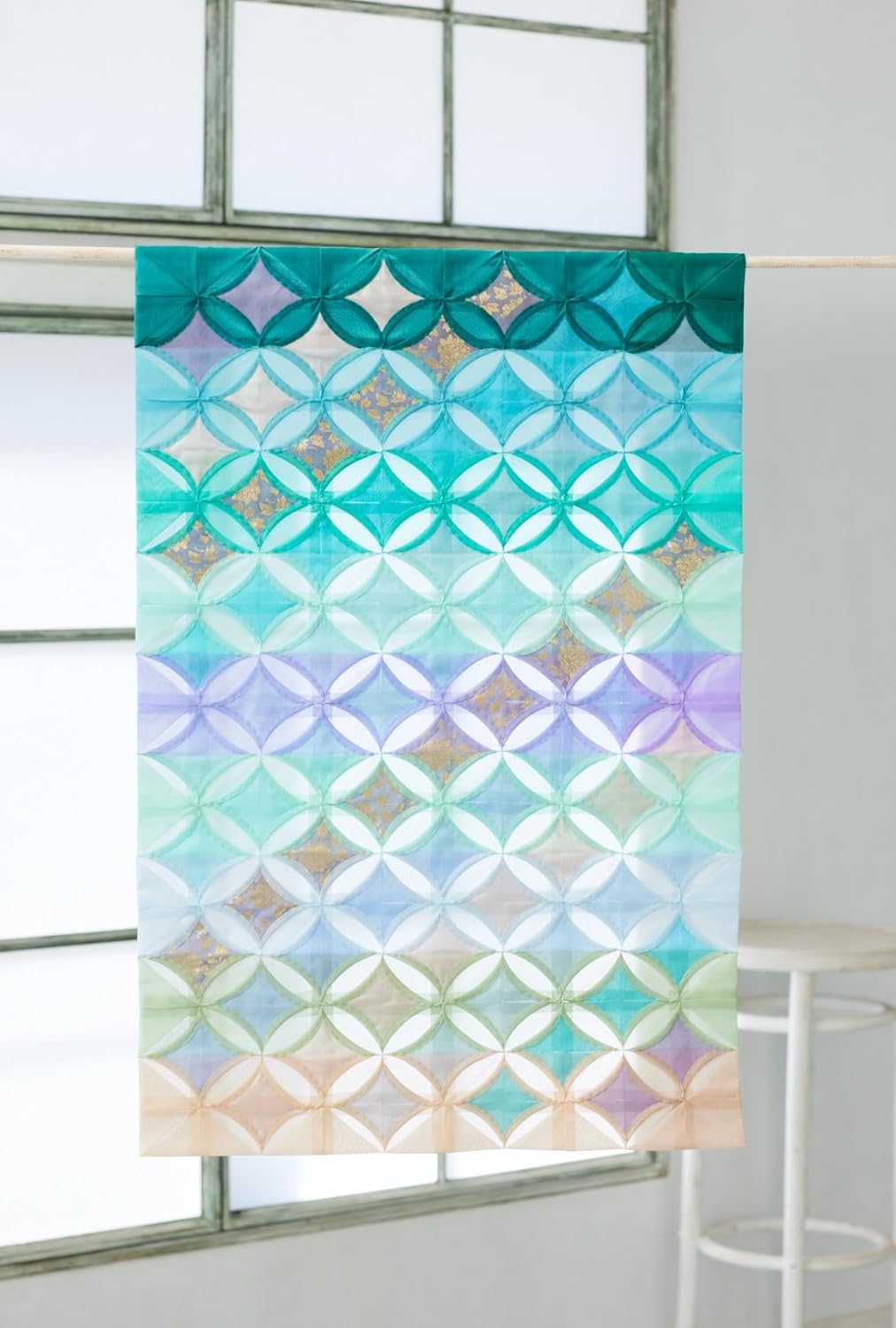 QUILTS JAPAN Spring 2025 Vol 201 - Japanese Craft Book