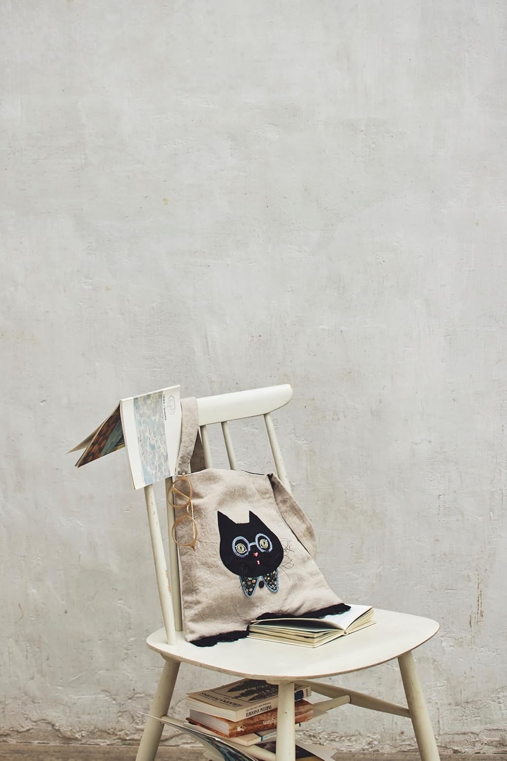 Cat Bags and Small Accessories Made with Linen  - Japanese Craft Book