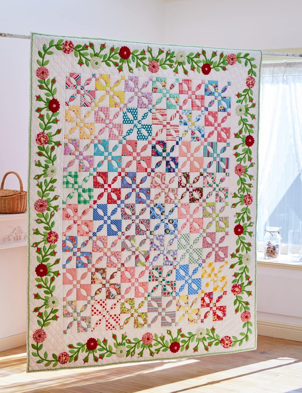 QUILTS JAPAN Spring 2023 Vol 193 - Japanese Craft Book