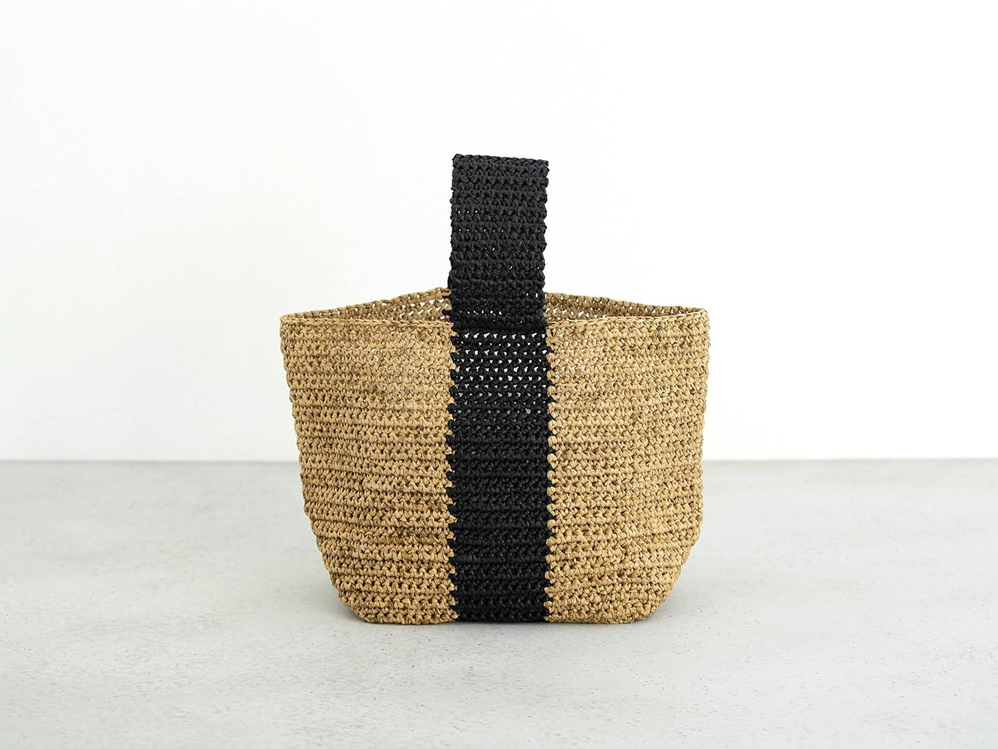 Bags Made with Linen Threads - Japanese Craft Book