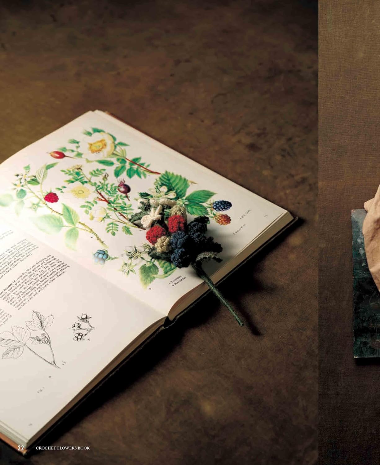 Crochet Flowers Book - Japanese Craft Pattern Book