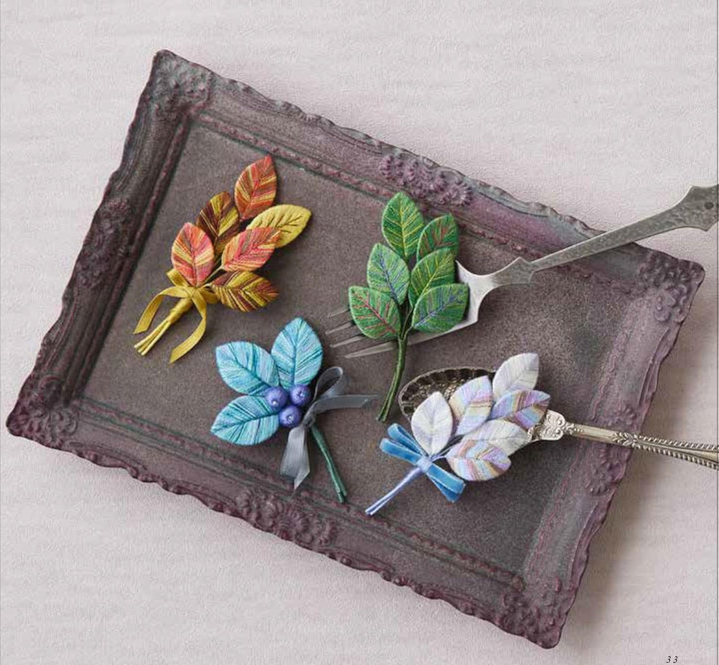 Beautiful Botanical Embroidery Desings using Variegated Threads - Japanese Craft Book