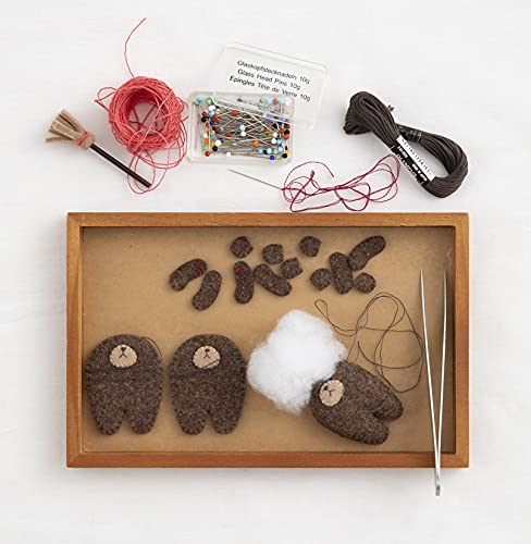 Cute Felt Bears and their Lovely Stores - Japanese Craft Book