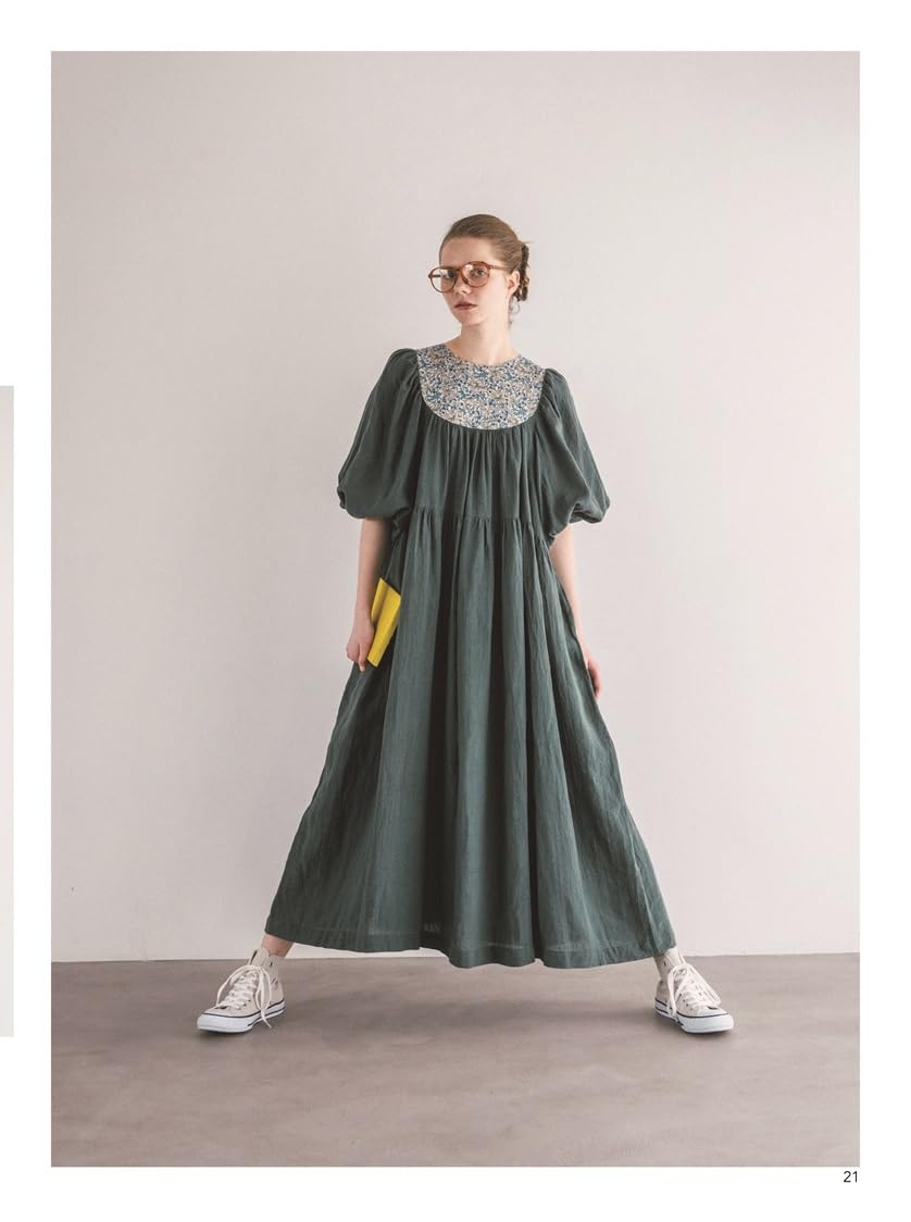 Clothing That Lights Up Your Everyday Life: A Comfortable Linen & Cotton Wardrobe - Japanese Craft Book