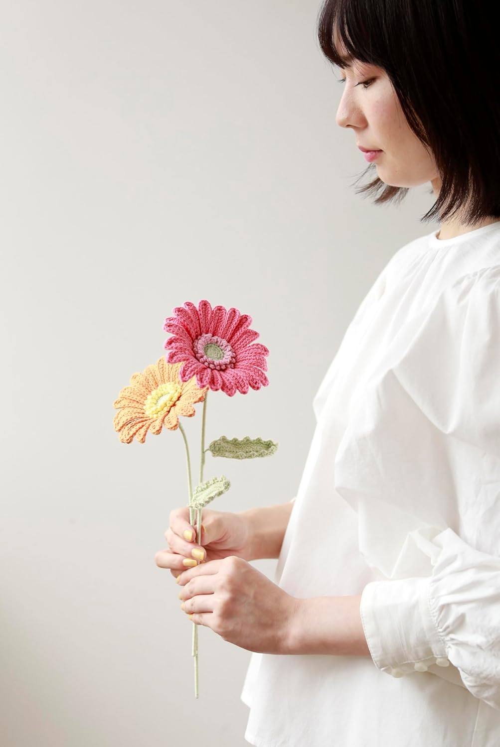 Flowers Blooming with Crochet and Yarn - Japanese Craft Book
