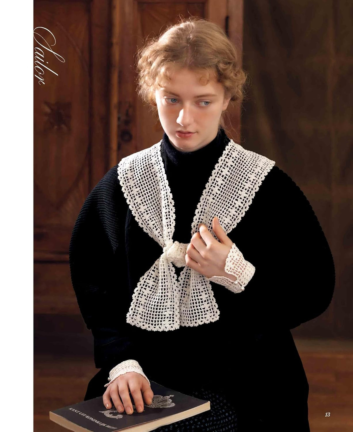 Antique-Style Crochet Lace Collars & Cuffs - Japanese Craft Book