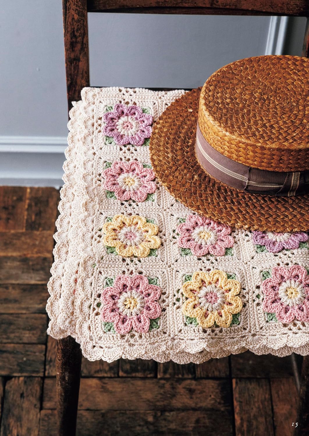 Small Crochet Flower Motif Accessories by MARUN CROCHET - Japanese Craft Book