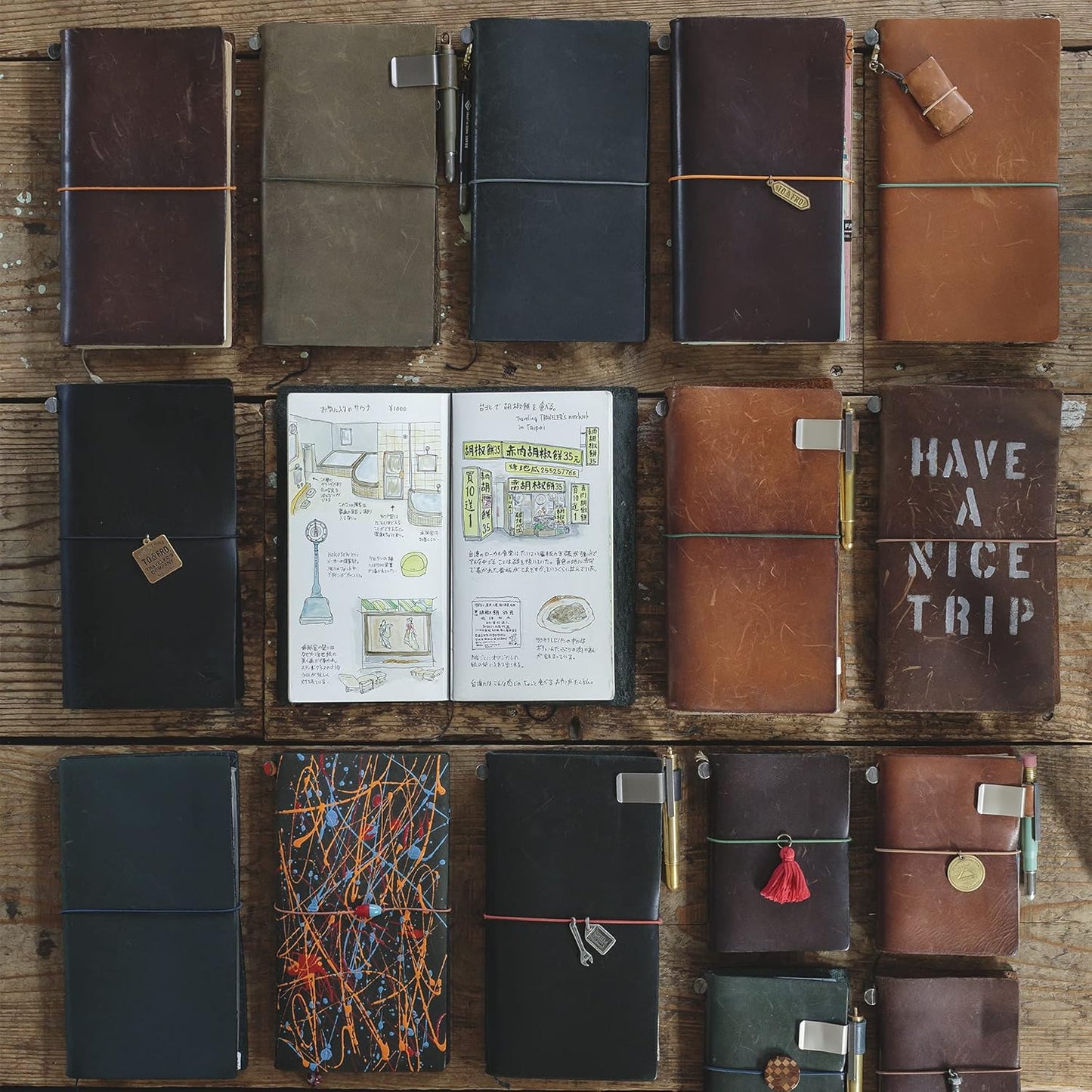 TRAVELER’S notebook Official Guide - Japanese Book